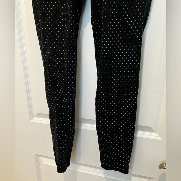 Old Navy Black Mid Rise Skinny Dress Pants Size 0 - Picture 4 of 9